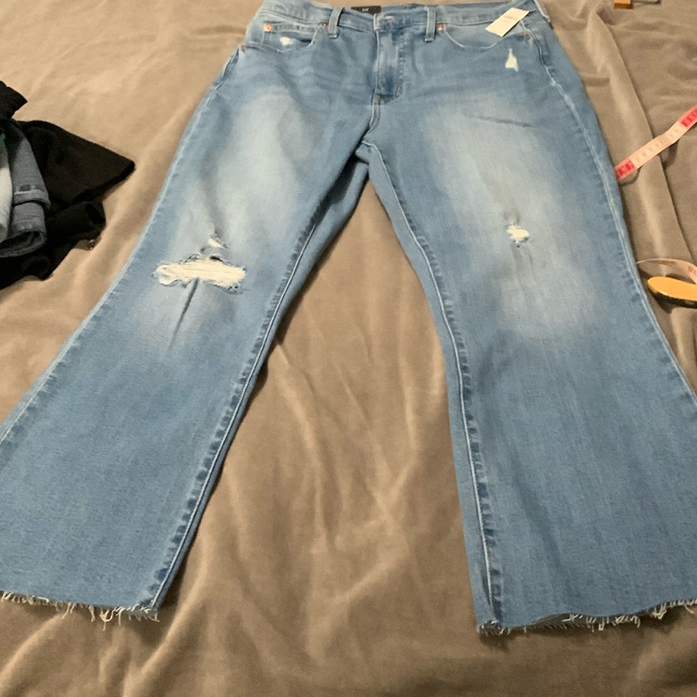 GAP NWT 12r